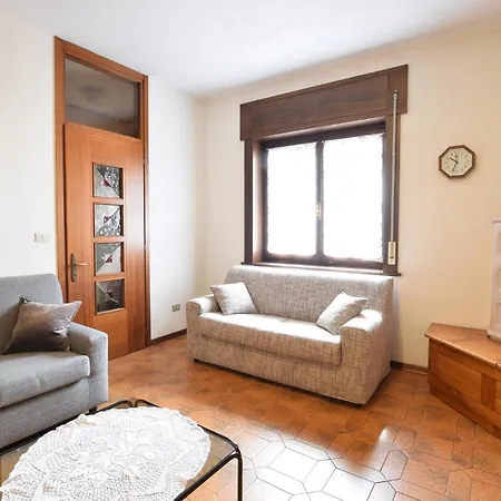 Apartment 3 Bedroom Amazing In Lamon