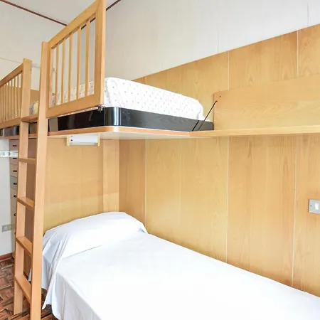 Apartment 3 Bedroom Amazing In Lamon